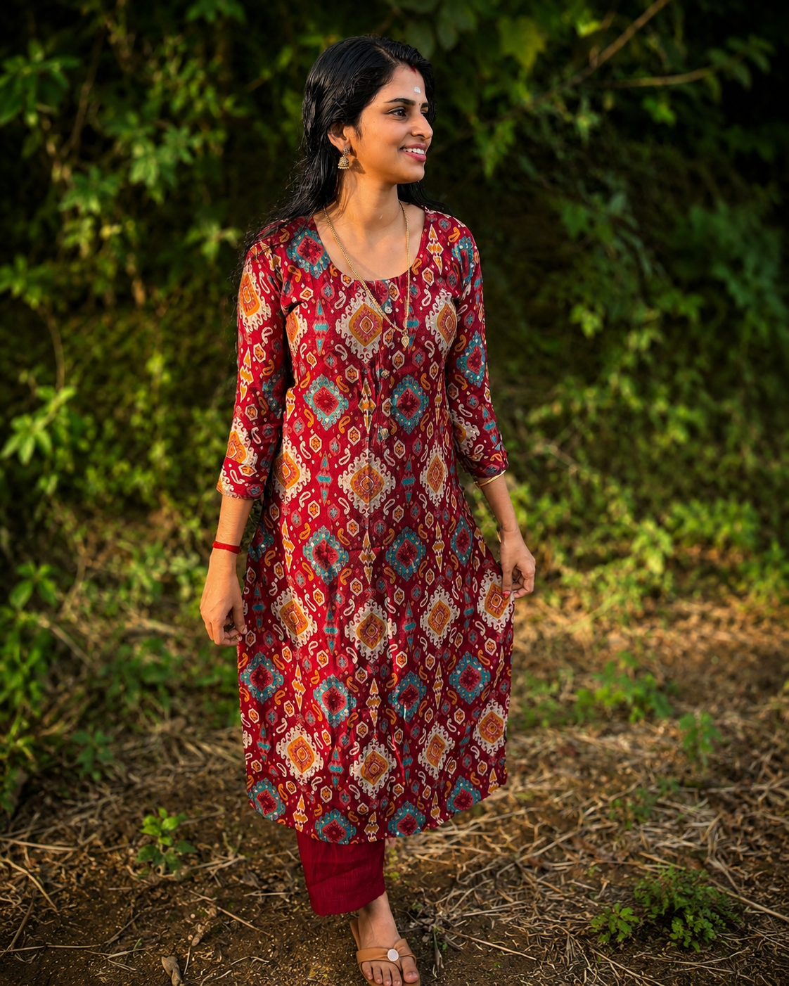 Maroon Heritage Print Kurta - Image 5